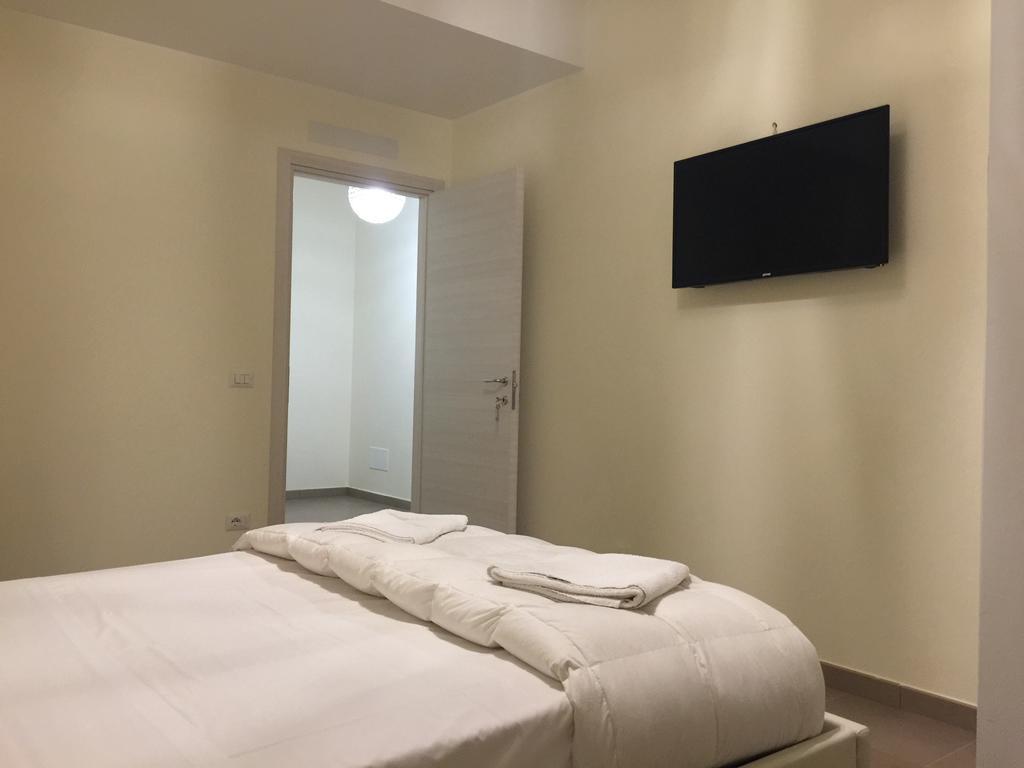 3Jolie Rooms ヴェローナ エクステリア 写真