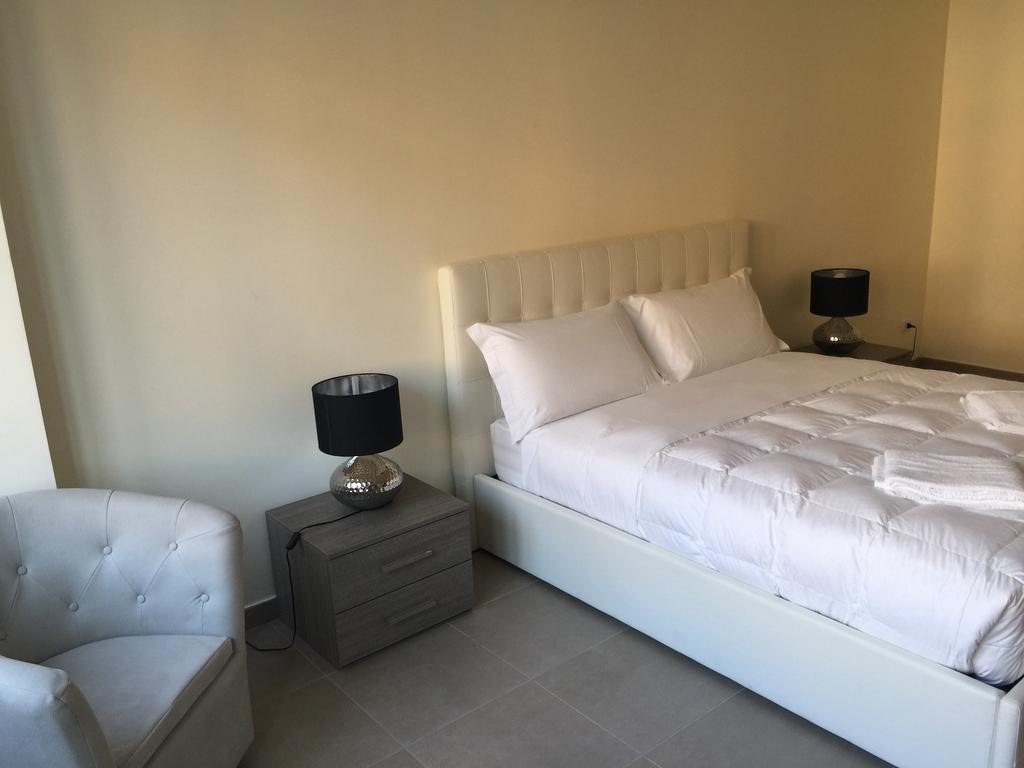 3Jolie Rooms ヴェローナ エクステリア 写真